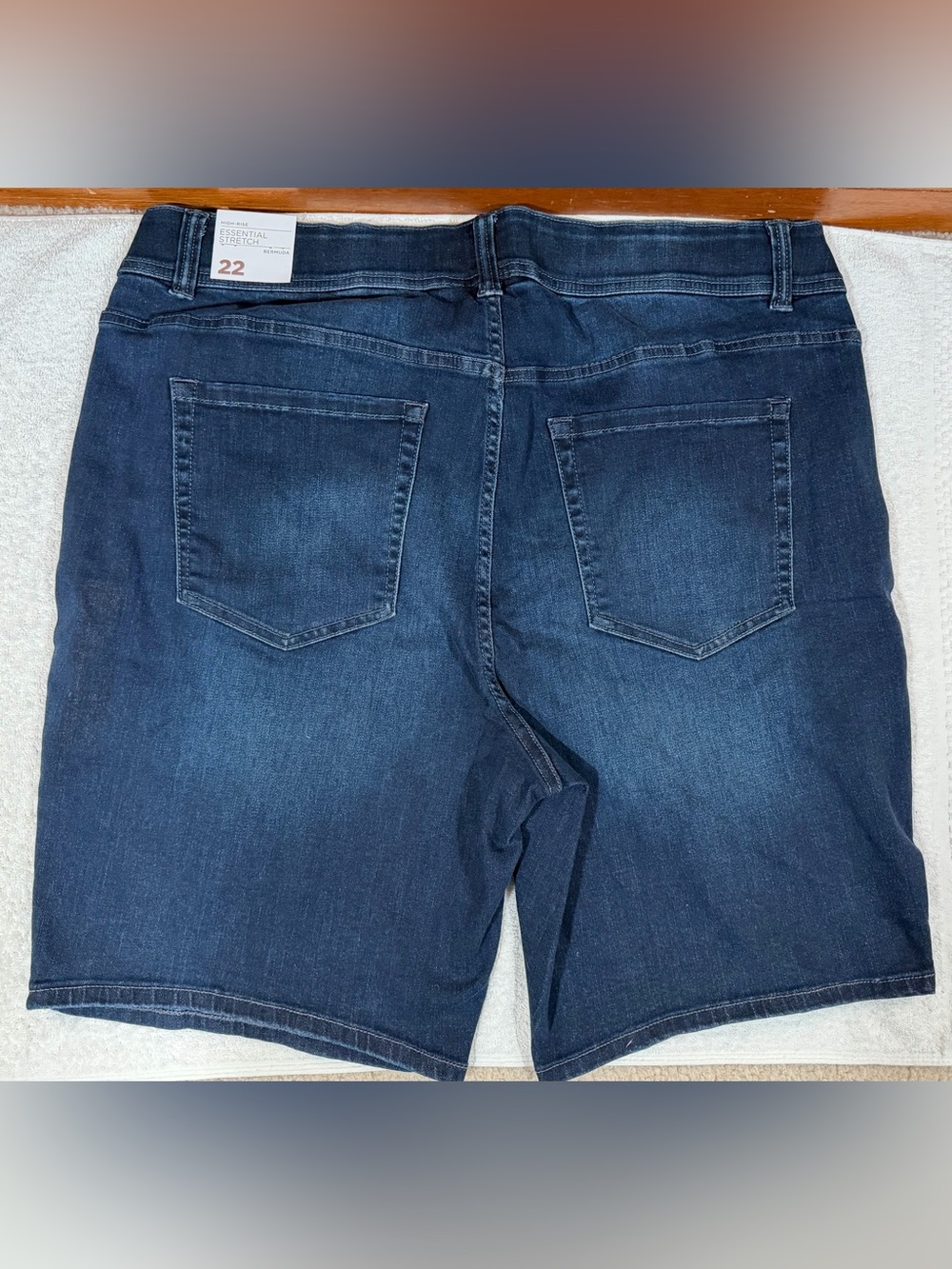 NWT Lane Bryant High-Rise Essential Stretch Bermuda Shorts Denim Tighter Tummy - Picture 5 of 8